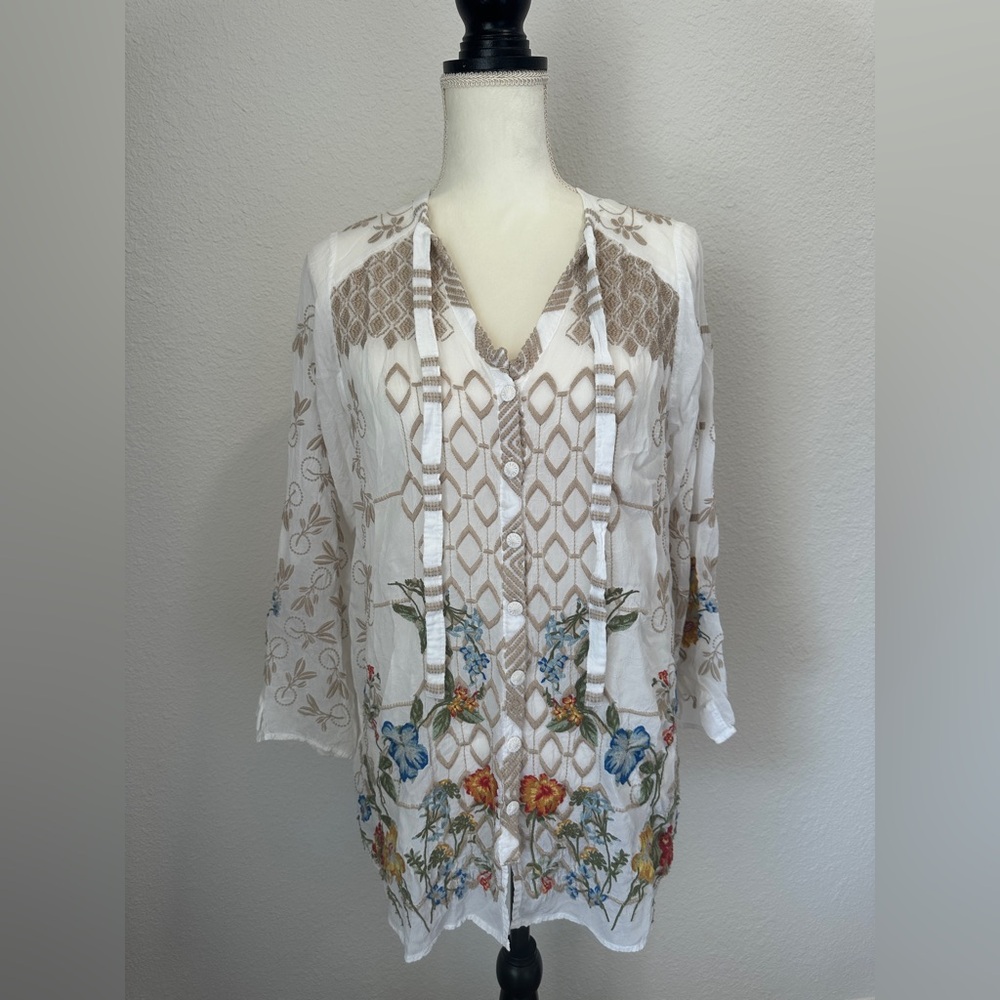 Johnny Was White Floral Tunic with Geometric Accents